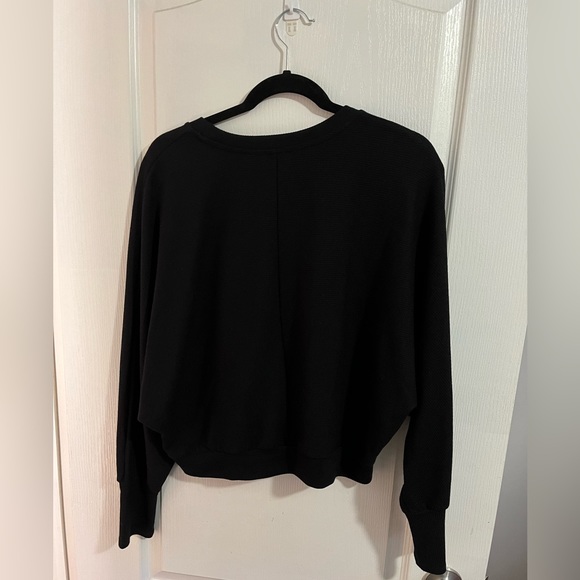 Woman’s Dynamite medium black sweater - Picture 2 of 2